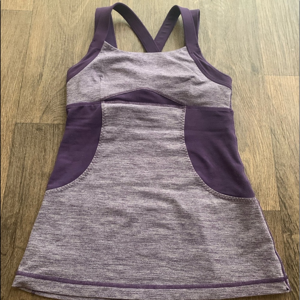 Lululemon top